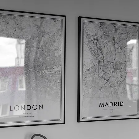 Wola - Balcony&workspace - By Rentujemy Warsaw