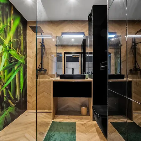 Wola - Balcony&workspace - By Rentujemy Apartment Warsaw