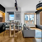 Wola - Balcony&workspace - By Rentujemy